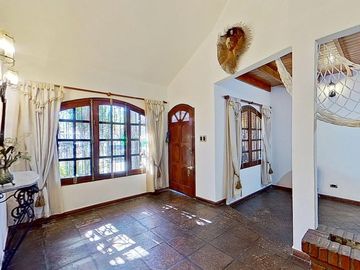 VENTA CHALET 3 AMBIENTES EZEIZA COCHERA PARRILLA