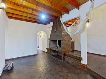VENTA CHALET 3 AMBIENTES EZEIZA COCHERA PARRILLA