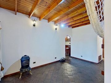 VENTA CHALET 3 AMBIENTES EZEIZA COCHERA PARRILLA