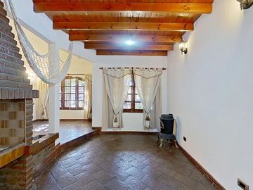 VENTA CHALET 3 AMBIENTES EZEIZA COCHERA PARRILLA