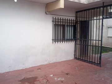 CASA 4 AMBIENTES APTO CREDITO ALDO BONZI