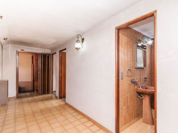 VENTA CASA 5 AMBIENTES COCHERA QUINCHO ADROGUE