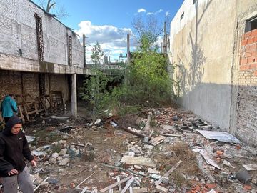 VENTA LOTE DE TERRENO AMPLIO EN LOMAS  DE ZAMORA