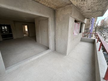 Dpto semipiso 4 ambientes con financiación FLORES