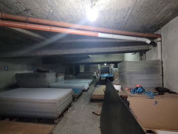 Garage c/8 cocheras cubier.Comercial.San Cristobal