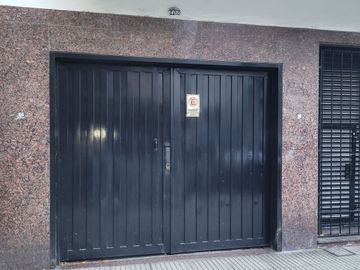 Garage c/8 cocheras cubier.Comercial.San Cristobal
