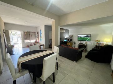 VENTA ITUZAINGO LOTE 240M A MEDIA CUADRA AUTOPISTA