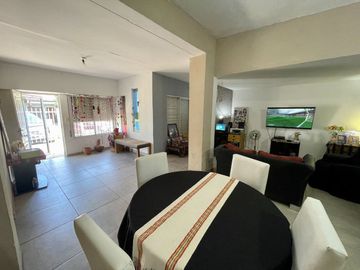 VENTA ITUZAINGO LOTE 240M A MEDIA CUADRA AUTOPISTA