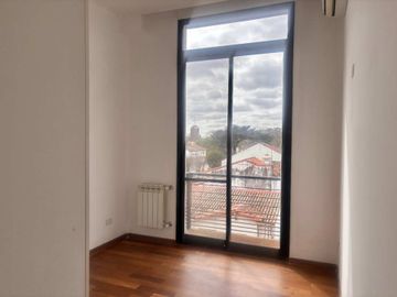 Alquiler departamento 2 ambientes Martinez cochera