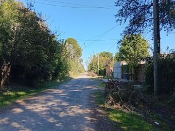 Venta terreno, 2812 M2 a 3 cuadras de R9 Zarate