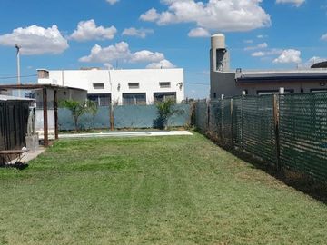 TERRENO EN VENTA CON PILETA Y BAÑO BARRIO ECOVIDA