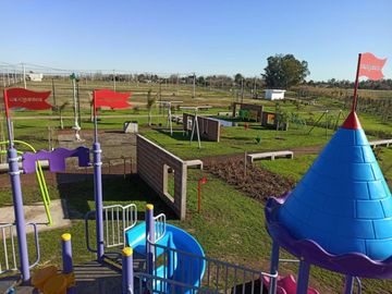 TERRENO EN VENTA CON PILETA Y BAÑO BARRIO ECOVIDA
