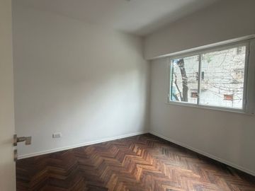 ALQUILER Dos ambientes Chacarita! Baja Expensas!