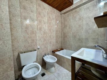 VENTA MONOAMBIENTE CON PATIO EN MARTINEZ