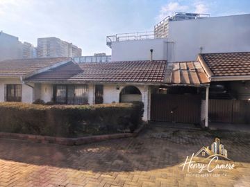 Casa en venta  en LA FLORIDA