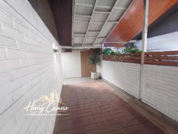 Casa en venta  en LA FLORIDA