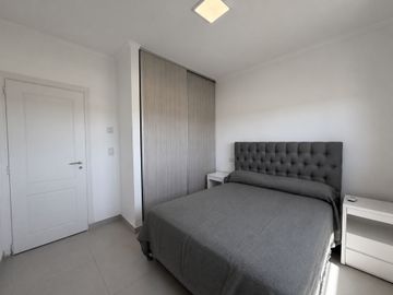 CASA 3 AMBIENTES BARRIO PRIVADO EL CANDIL JOVEN