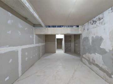 VENTA EDIFICIO -LOCAL COMERCIAL +3 PISOS-CABALLITO