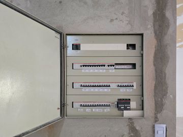 VENTA EDIFICIO -LOCAL COMERCIAL +3 PISOS-CABALLITO