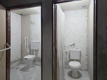 VENTA EDIFICIO -LOCAL COMERCIAL +3 PISOS-CABALLITO
