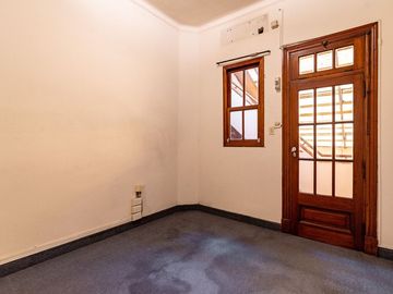 VENTA CASA UNICA RESIDENCIAL O SEDE PROFESIONAL