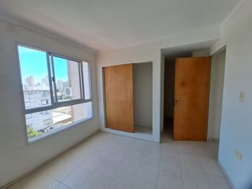 Venta Depto Duplex 2 dormitorios entre Boulevares