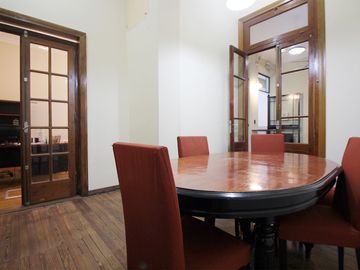 Venta CASA 6 AMBIENTES con Gran terraza Paternal