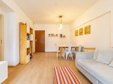 Venta depto 3 amb. con balcon y cochera Palermo