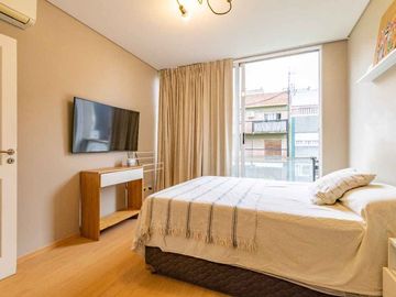 Venta depto 3 amb. con balcon y cochera Palermo