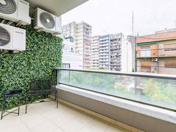 Venta depto 3 amb. con balcon y cochera Palermo