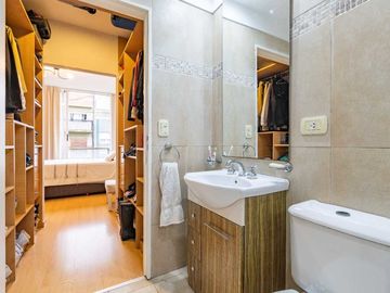 Venta depto 3 amb. con balcon y cochera Palermo