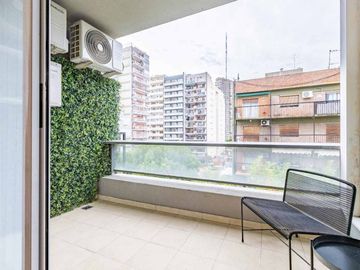 Venta depto 3 amb. con balcon y cochera Palermo