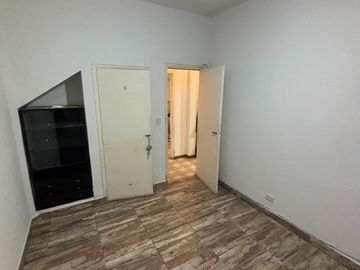 EXCELENTE CASA O 2 PH LISTOS P/HABITAR EN FLORES
