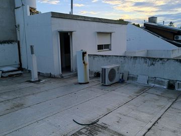 CASA DE 4 AMBIENTES EN VENTA – Florida Oeste