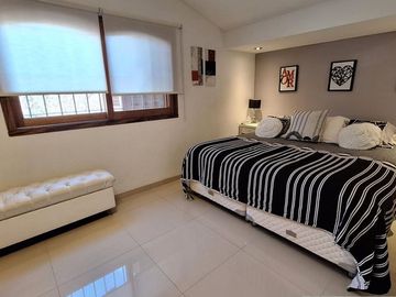CASA EN VENTA ADROGUÉ QUINCHO Y COCHERA