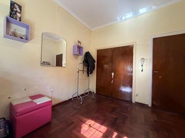 CASA EN VENTA ADROGUÉ QUINCHO Y COCHERA