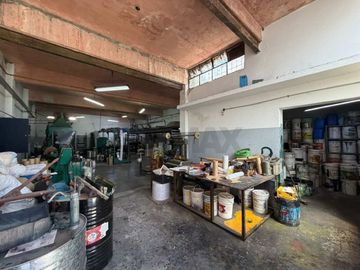 Alquiler amplio galpón San Martin + opc. vivienda