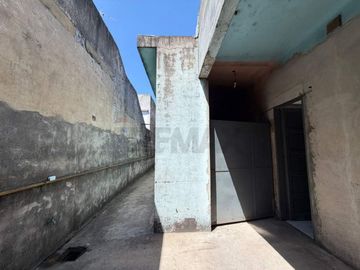 Alquiler amplio galpón San Martin + opc. vivienda
