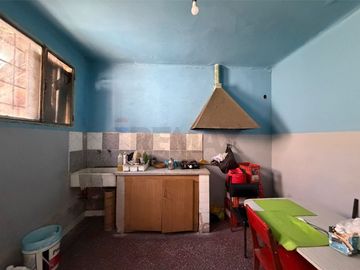 Alquiler amplio galpón San Martin + opc. vivienda