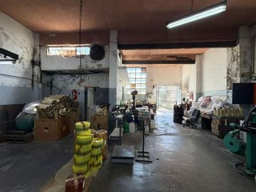 Alquiler amplio galpón San Martin + opc. vivienda