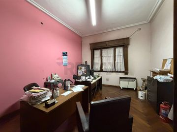 Alquiler amplio galpón San Martin + opc. vivienda