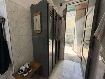 Alquiler amplio galpón San Martin + opc. vivienda
