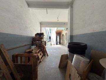 Alquiler amplio galpón San Martin + opc. vivienda