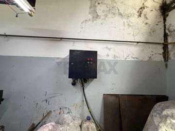 Alquiler amplio galpón San Martin + opc. vivienda
