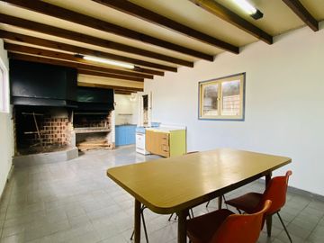Galpón en alquiler | Más de 500 m² | impecable