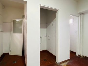 Galpón en alquiler | Más de 500 m² | impecable