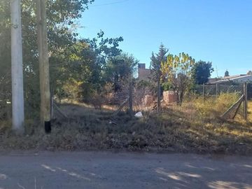 VENTA LOTE DE 358 m2 BARRIO DON LUKACS