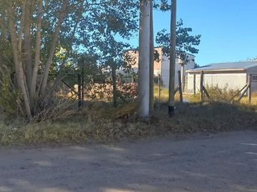 VENTA LOTE DE 358 m2 BARRIO DON LUKACS