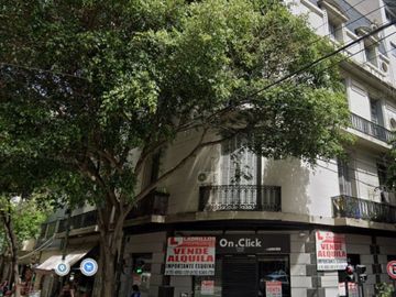 OPORTUNIDAD. 4 ambs en Tercer piso por escalera