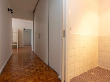 DEPARTAMENTO 4 AMBIENTES SUPER LUMINOSO!!!